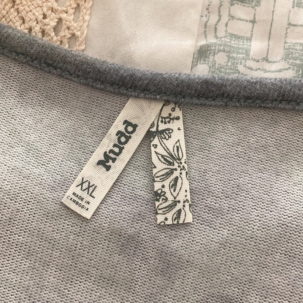 𝅺MUDD short sleeve top - Picture 4 of 6